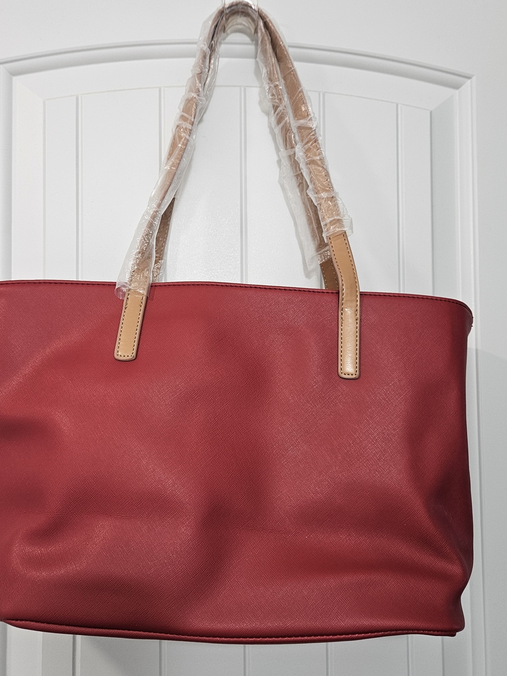 Kenneth Cole Reaction Red Vinyl Tote with Tan Handles - Picture 2 of 7